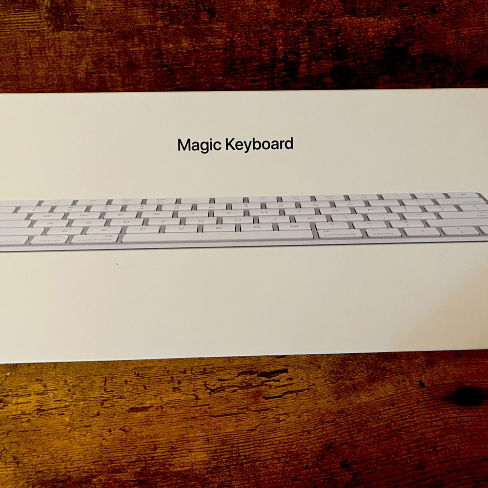 NIB Apple Magic Keyboard